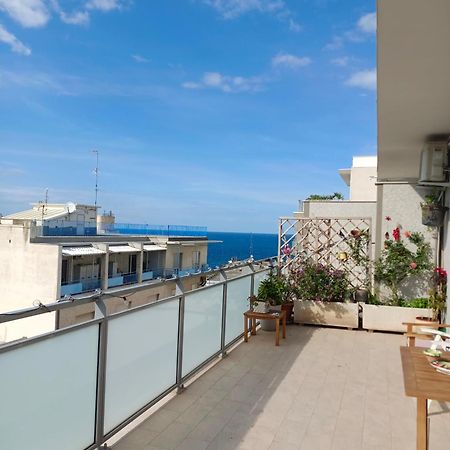La Dimora Vista Mare Apartment Bari Exterior photo