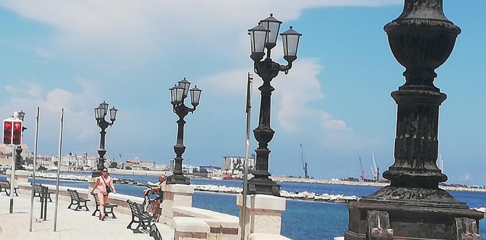La Dimora Vista Mare Apartment Bari Exterior photo